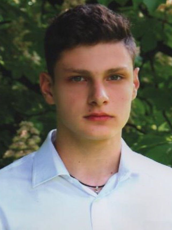 Мащенко Григорий.